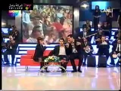 İbrahim Tatlıses & Ebru Gündeş - Ben İnsan Değil miyim (3)