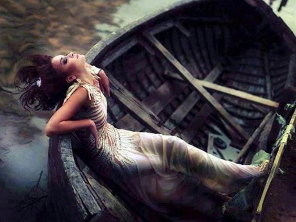 Mine Geçili - Kayboldum kaybolan