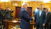 Saadet'ten AK Parti'ye Belediye Nasıl Teslim Edilir