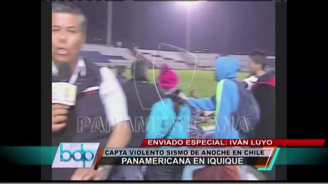 Chile: Compatriotas duermen en las calles por fuertes réplicas de terremoto (1/2)