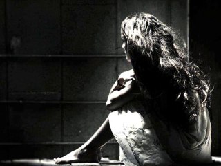 Eda Karaytuğ-Gönlüm yaralı