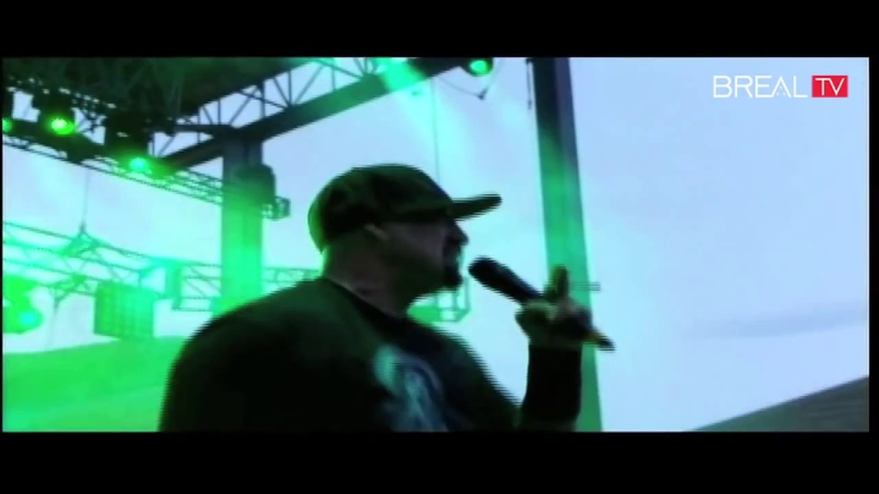 Cypress Hill "Roll It Up" & "I Want To Get High" Live @ the Red Rocks Amphitheatre, Denver, CO, 04-20-2013 Pt.1