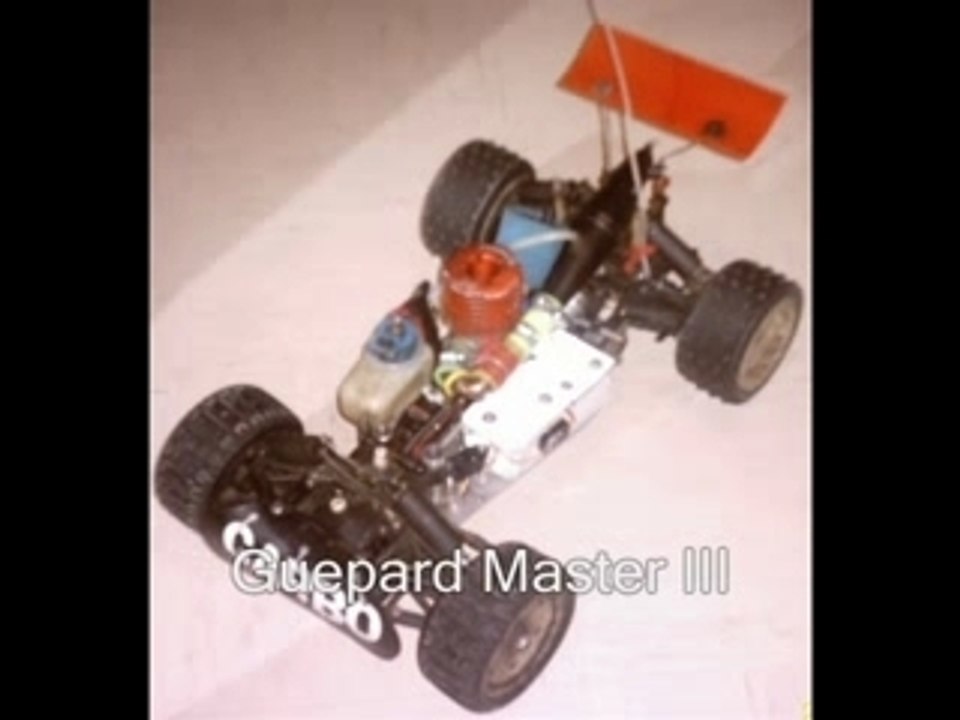 Mes 2 voitures de modélisme 1/8 et 1/10