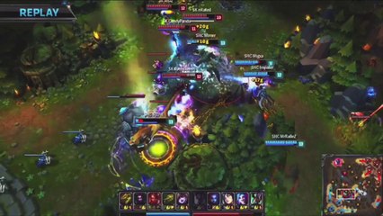 Télécharger la video: Le gros throw des SHC - League of Legends PC