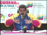 Maduro pide a la oposición que condene la violencia y el 