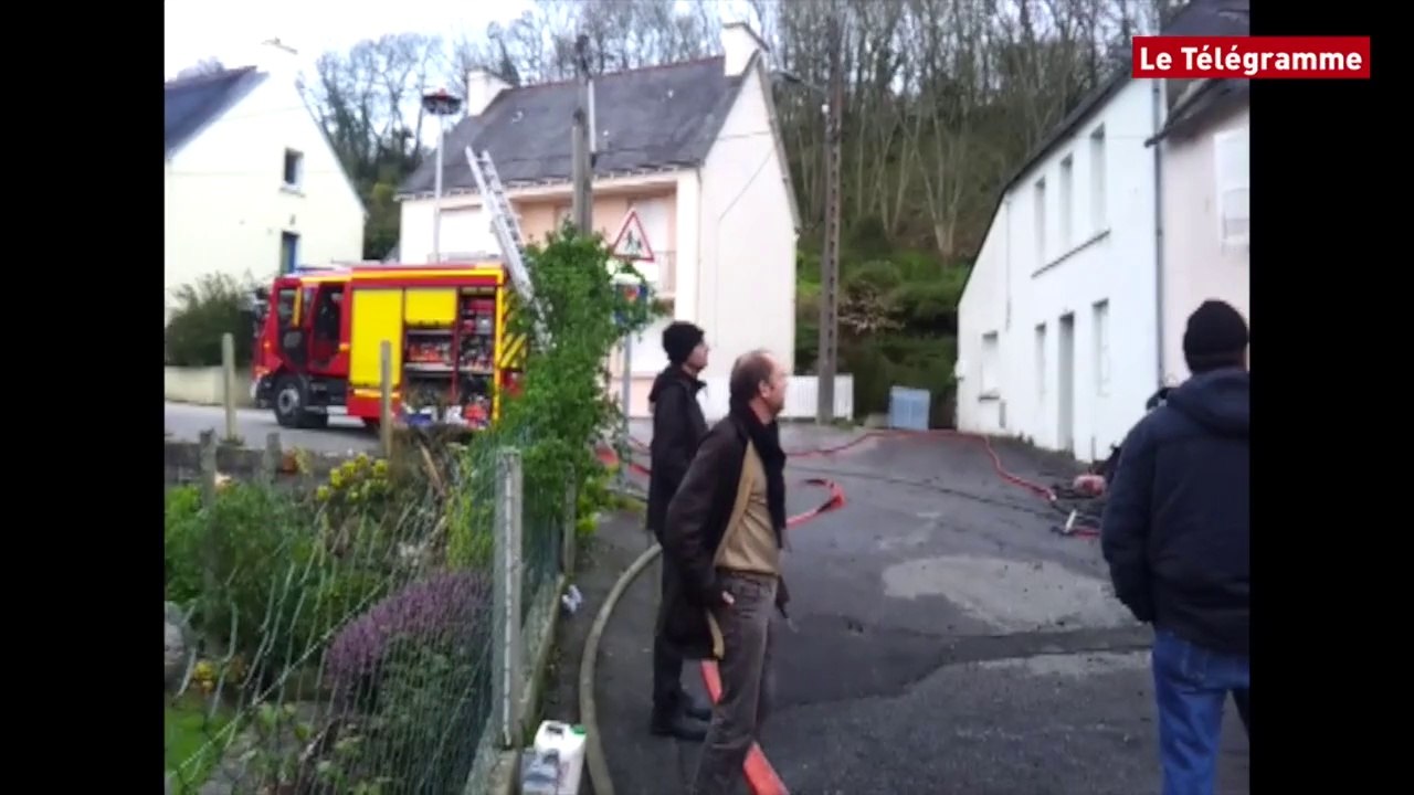 Châteaulin. Deux maisons détruites par un incendie