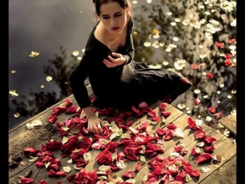 MELIHAT GÜLSES - Ben Aşkı İlk Defa Sende Tanıdım