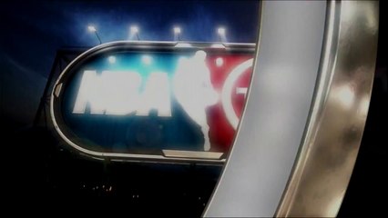 Kendrick Perkins et Tim Duncan se chauffent