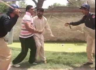 Sectrian Protest Police Torture Gujranwala