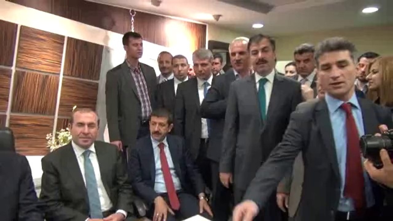 güvenç görevi devir aldı