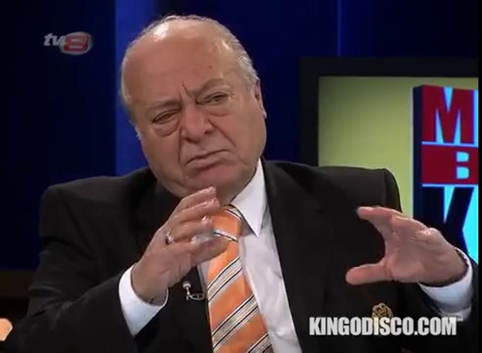 Emekli Türk Pilot: Uzaylılarla, 3-4 km çapında bir UFO ile 25 dakika yan yana uçtum