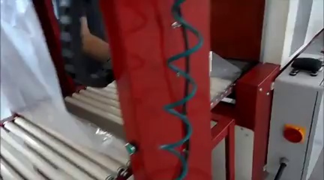 2013 METRO Matbaa - Polietilen Yarı Otomatik Kitap Dergi Paketleme Videosu