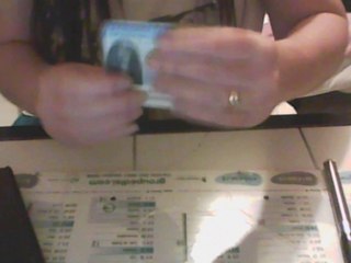 PUCE RFID DANS MA CARTE D'IDENTITE ? Partie 1 vidéo