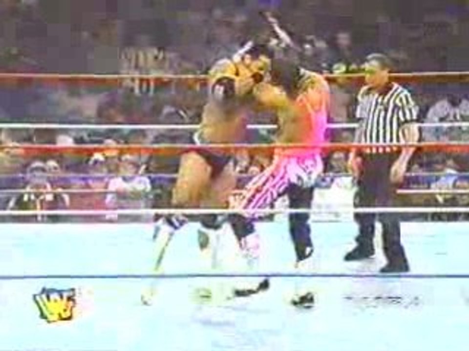 Rocky Maivia (The Rock) vs Bret Hart, WWE RAW, 1997.