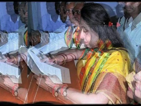 Hema Malini files nomination for Lok Sabha elections 2014