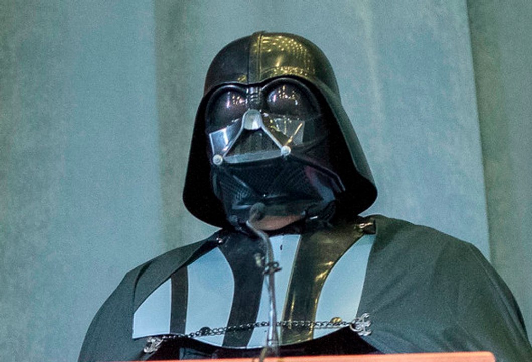 Ukraine : Votez Dark Vador ! - ZAPPING ACTU HEBDO DU 05/04/2014