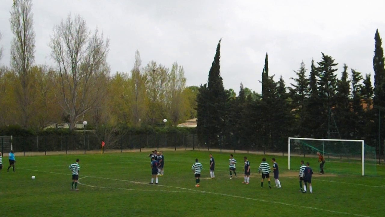 COUP FRANC SENIORS 2 CONTRE LE BARCARES