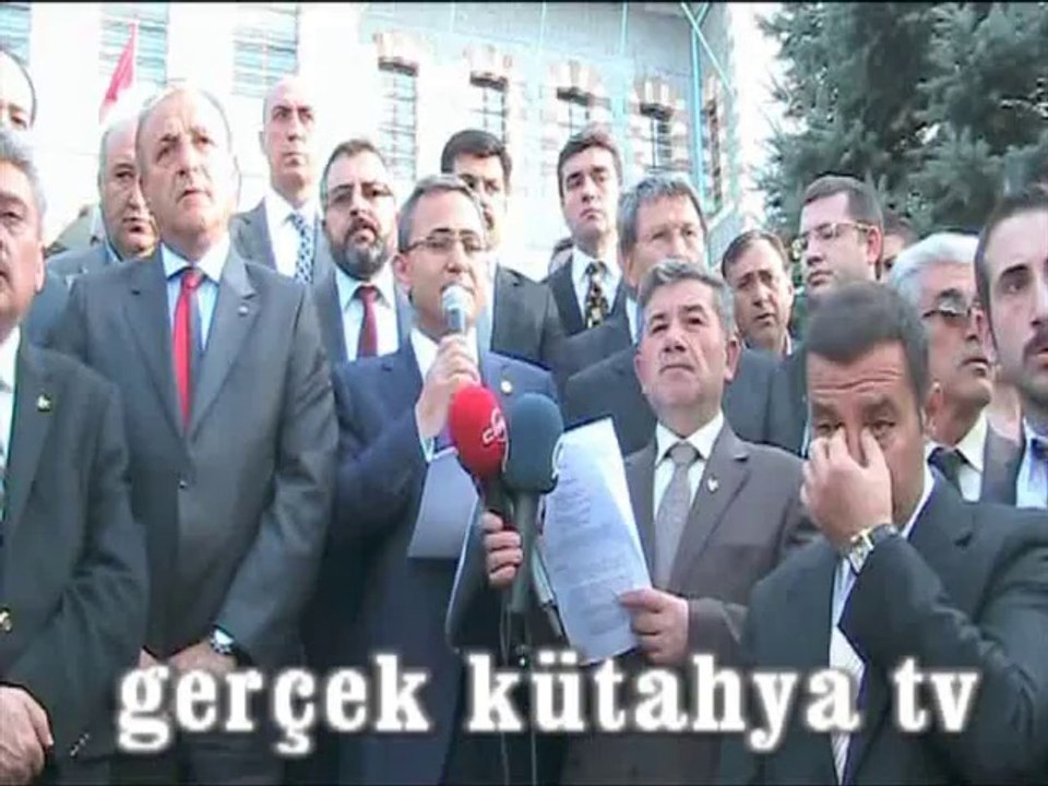 MHP'Lİ VEKİL IŞIK'DAN AKP'Lİ VEKİL KAVUNCU'YA BEN SADECE ADAMLARIN ÇAYINI İÇERİM AÇIKLAMASI !