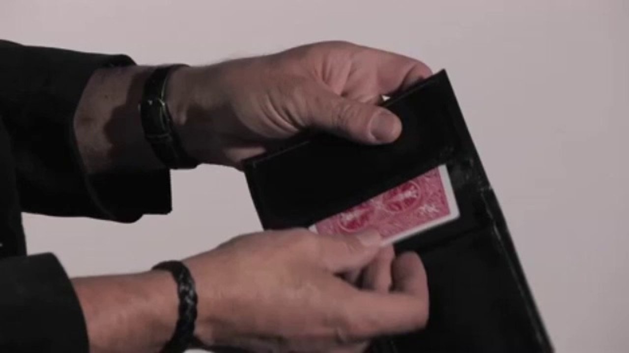 Poche A Poche (Card to Wallet) by J P Vallarino - Card Magic Trick