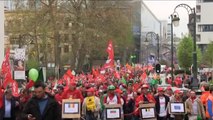 Miles de personas protestan en Bruselas contra la austeridad