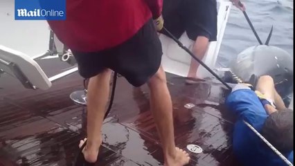 Donna Pascoe reels in 64 stone tuna fish