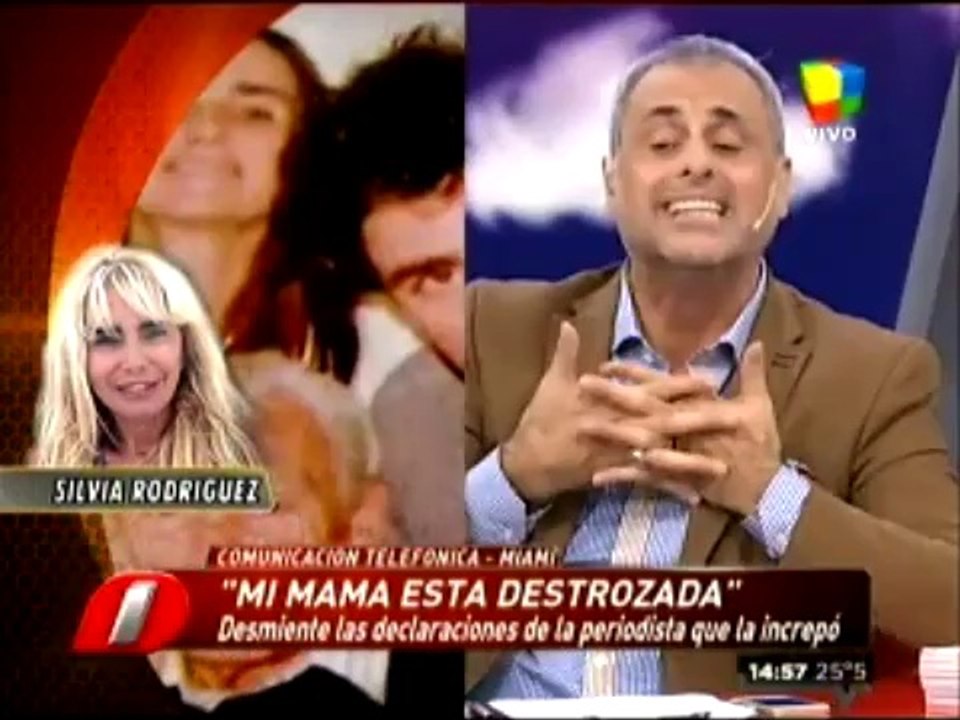 silvia enojada con intrusos