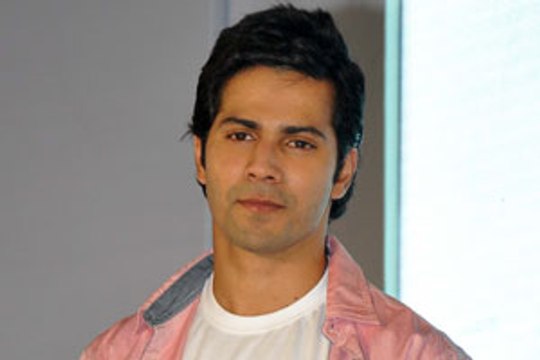 Varun Dhawan says he's screwed in love!