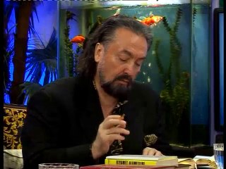 Şura surəsi, 16-17-ci ayələrin təfsiri