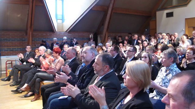 Conseil municipal d'installation à Lezennes : Marc Godefroy réélu et acclamé.