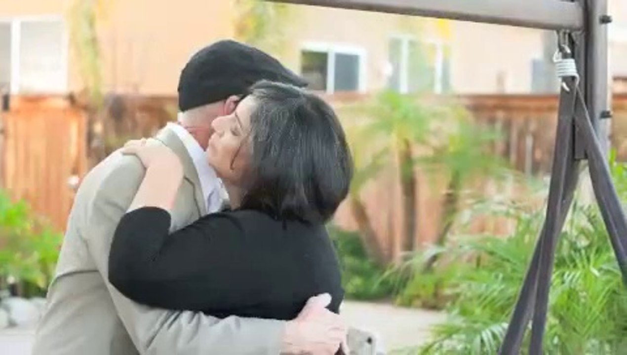 Un papa mourant organise un faux mariage pour sa fille!