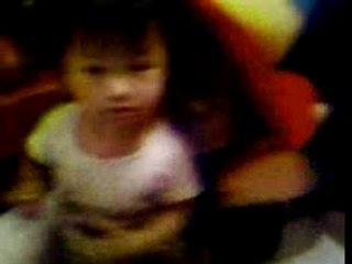 bébé danse comme une star