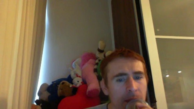 Wiwi égratigne still into you de Paramore