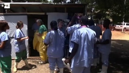 Preocupación por el incremento de personas afectadas por el virus del ébola .