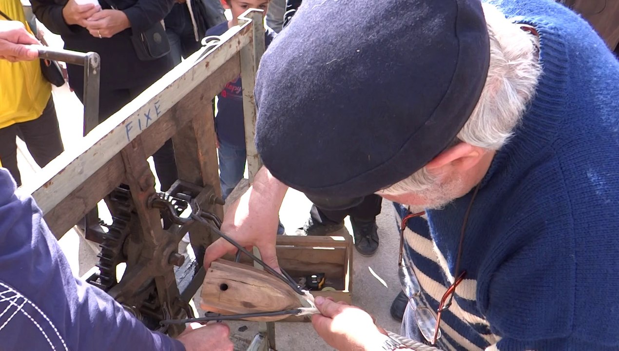 DESNOS MICHEL AGDE FABRICATION D UNE CORDE PLACE DE LA MARINE MARINE 5 4 2014