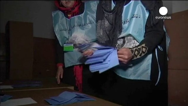 Alta participación y ningún atentado importante en las elecciones presidenciales de Afganistán