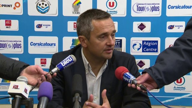 Conférence de presse Tours FC - AJ Auxerre (2-2) : Olivier PANTALONI (TOURS) - Jean-Luc VANNUCHI (AJA) - 2013/2014