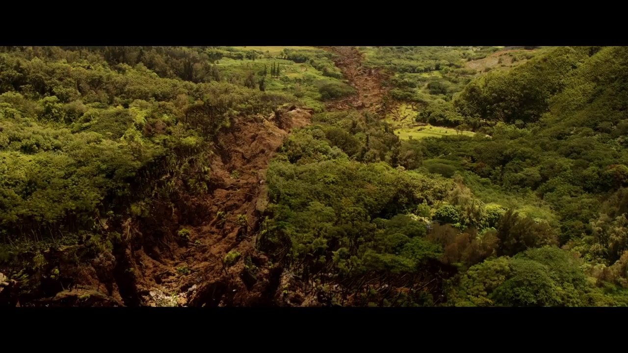 Godzilla - International Extended Look