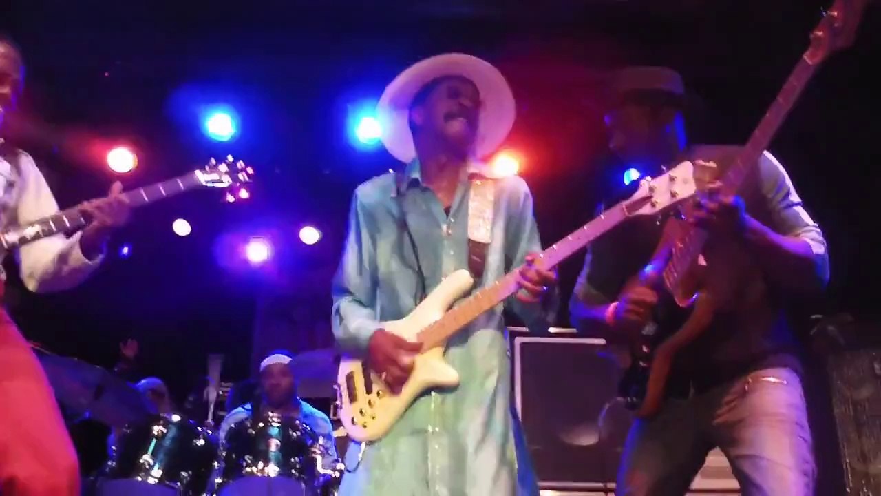 Larry Graham, Marcus Miller &Verdine White - Bass Player Live 2011