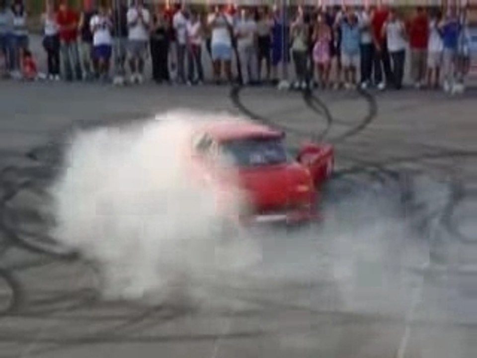 Ferrari 348 burn