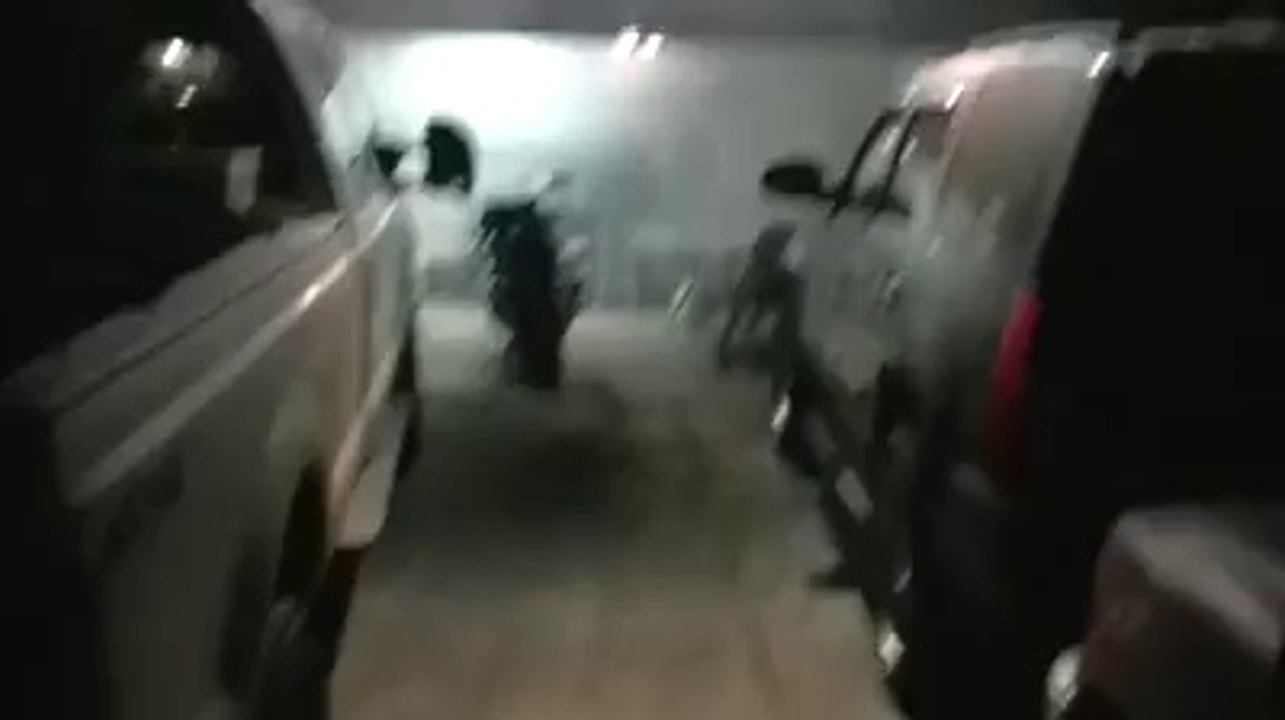 Garajda Lastik Yakma