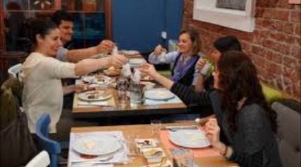 Meyhanelerde Akşam Olunca Beni Ara - Gönül Akkor