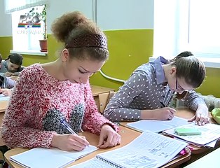 Tot alfabetul doar hieroglife Cum isi antreneaza mintea cu limba chineza elevii de la un liceu din capitala