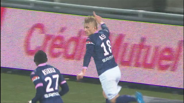 But Daniel WASS (70ème) - FC Lorient - Evian TG FC - (1-1) - 05/04/14 - (FCL-ETG)
