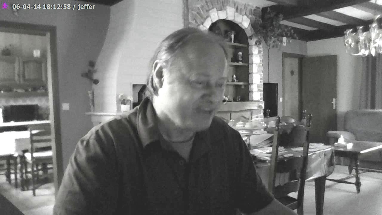 Monitor-2014-04-06-18-10-57-947