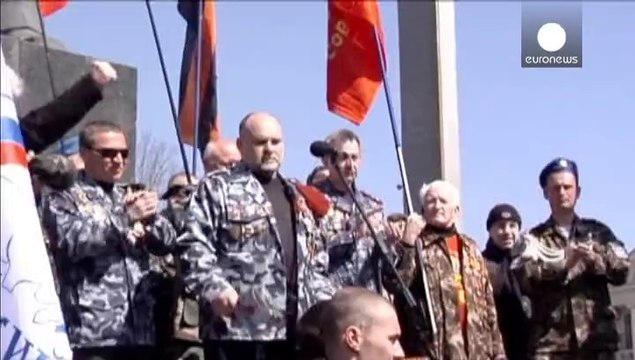 Ukrainian pro-Russian supporters seize government building in Donetsk