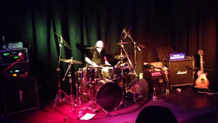 Chris Slade Steel Circle