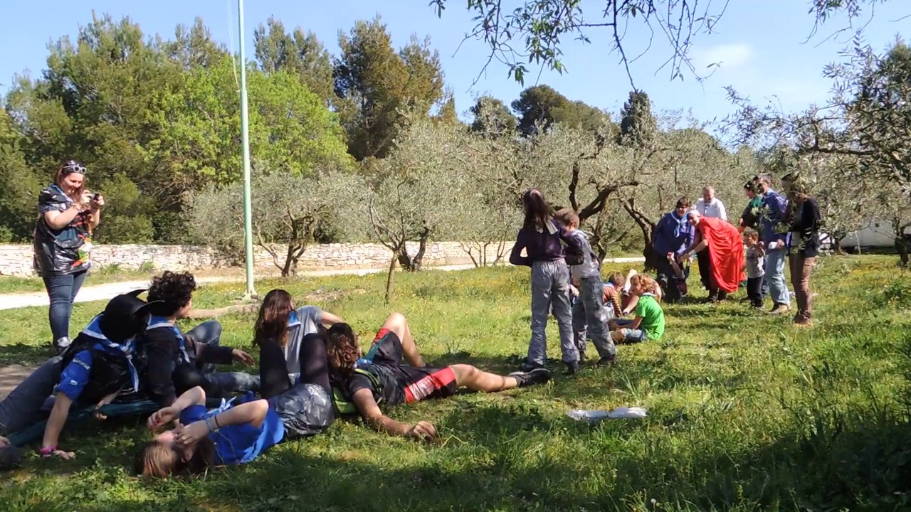 Supers déchets contre supers héros