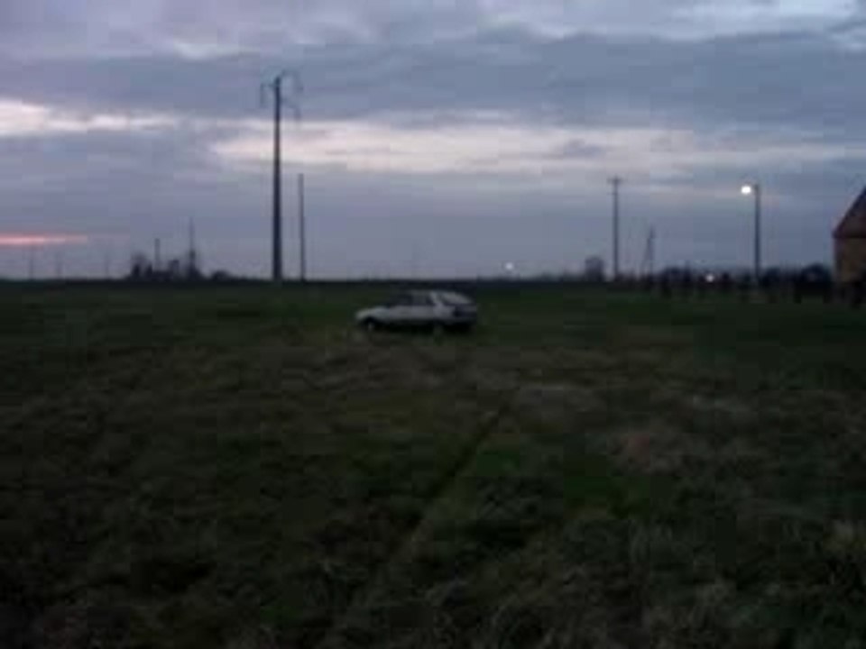 la r11 en échapement libre