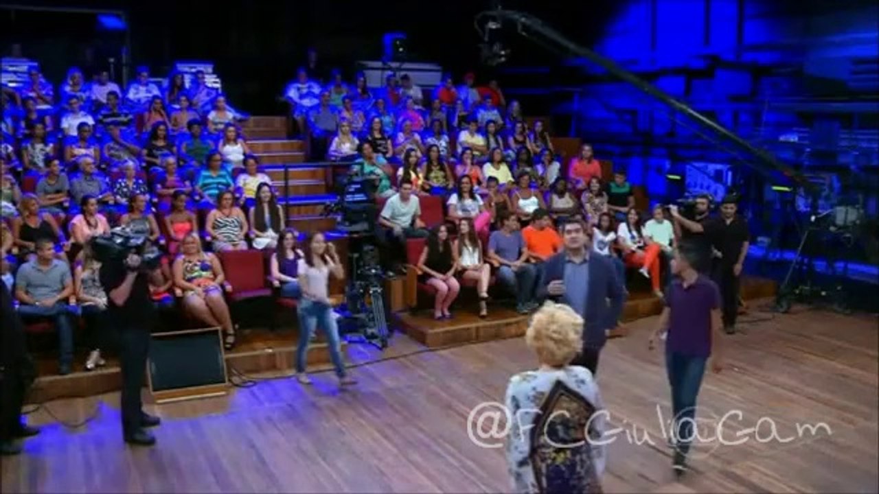 Giulia Gam no Vídeo Show - 04/04/2014