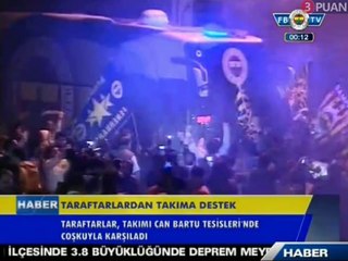 Fenerbahçeli taraftarlardan takımına destek